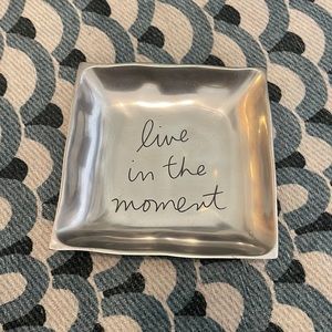 TRINKET TRAY Silver “Live in the moment”